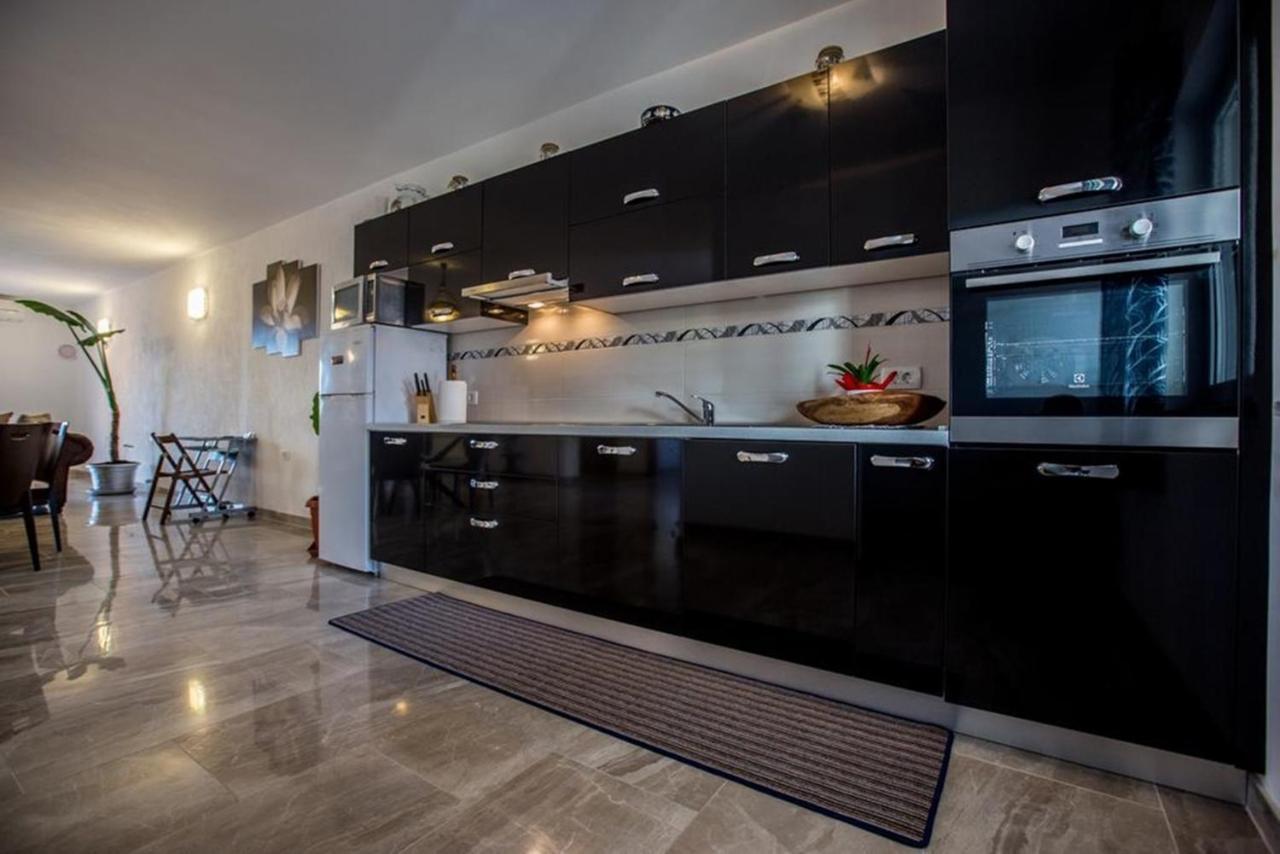 Guest House Casa Mia - Rooms & Apartments Ровин Стая снимка