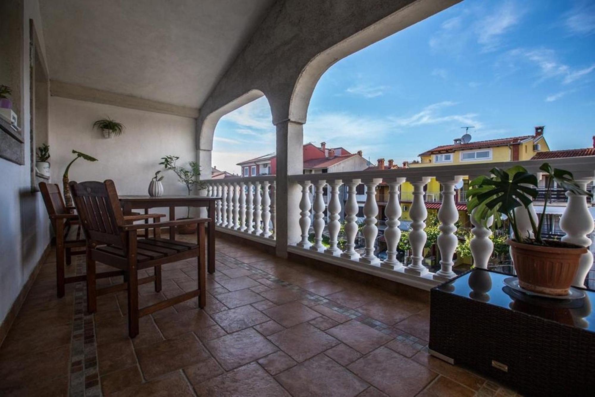 Guest House Casa Mia - Rooms & Apartments Ровин Стая снимка