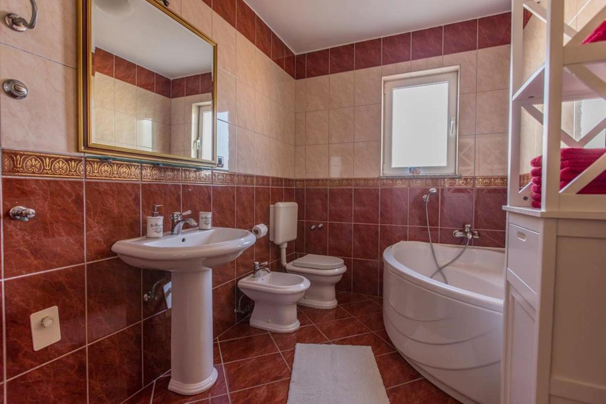 Guest House Casa Mia - Rooms & Apartments Ровин Стая снимка